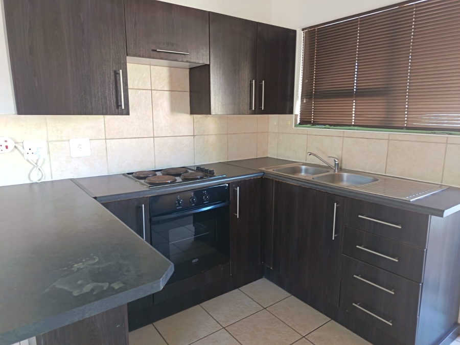 To Let 2 Bedroom Property for Rent in Jeffreys Bay Central Eastern Cape